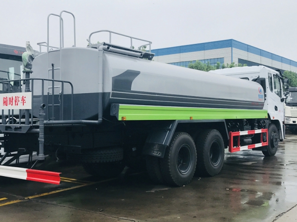 東風錦程18噸灑水車，后八輪灑水車價格