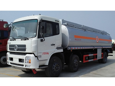 東風特商三軸20噸油罐車