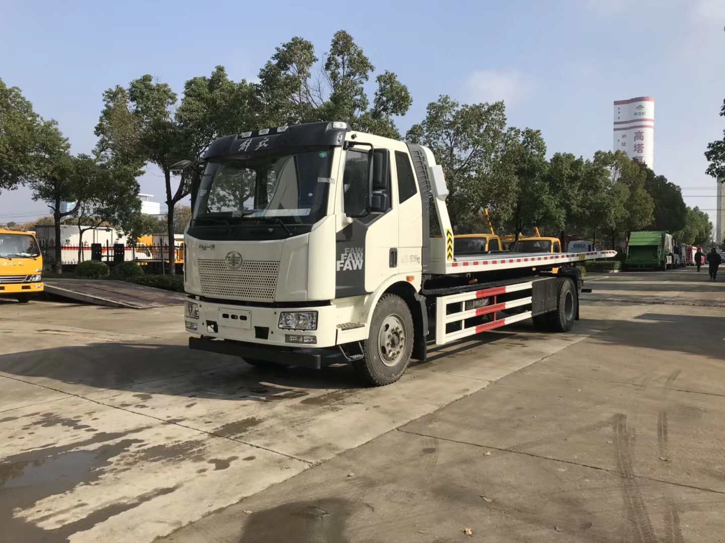 解放J6重型清障車(5800軸距)