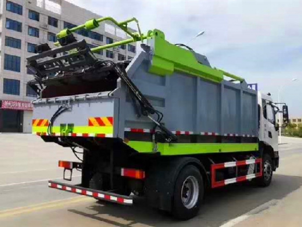 東風(fēng)天錦國(guó)六14方無泄漏壓縮式垃圾車