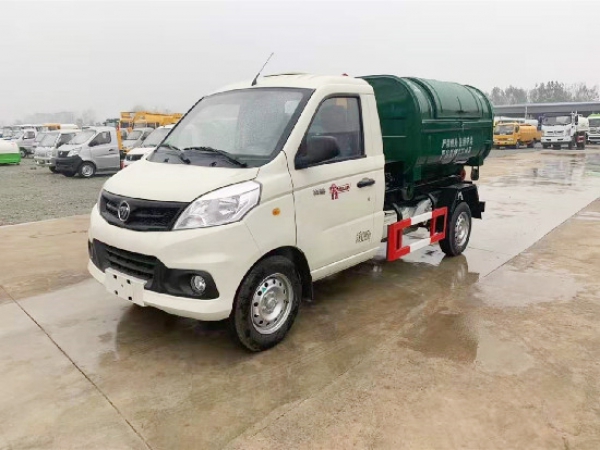 福田祥菱汽油國六車廂可卸(3方鉤臂)式垃圾車