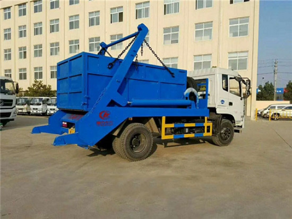 東風(fēng)仿天錦擺臂式垃圾車(chē)(8-10方)