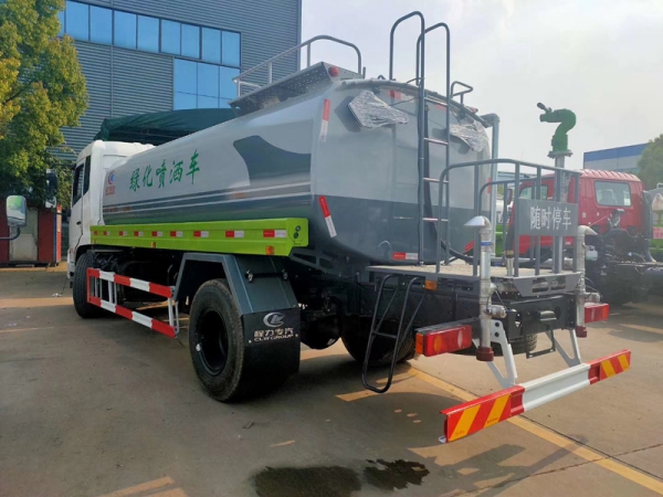 國六14噸東風(fēng)天錦灑水車