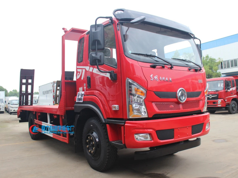 國(guó)六東風(fēng)D1平板拖車