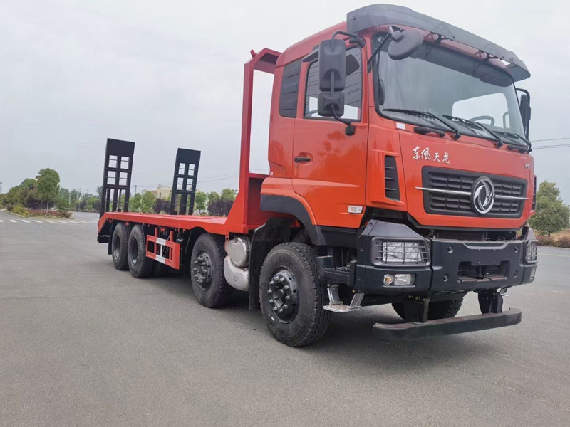 國(guó)六東風(fēng)天龍前四后八平板運(yùn)輸車(chē)，挖機(jī)拖車(chē)價(jià)格