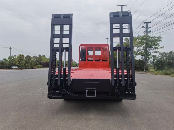 國六東風(fēng)天龍前四后八平板運輸車,挖機拖車價格