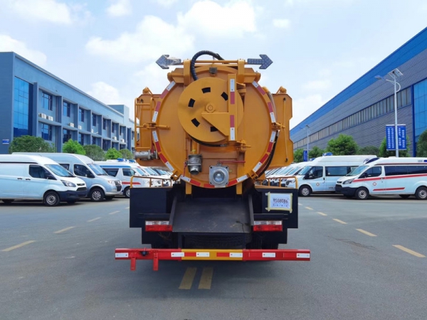 東風福瑞卡12.5方清洗吸污車,聯合疏通車