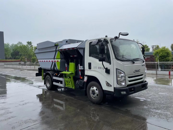 江鈴雙倉垃圾車，垃圾分類運輸車