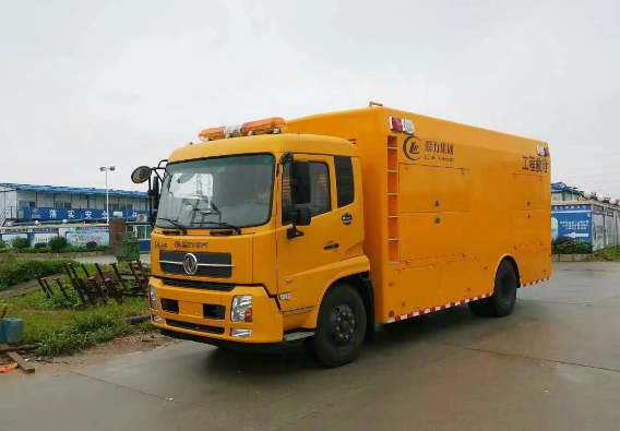 3200-4000立方搶險(xiǎn)車(chē)
