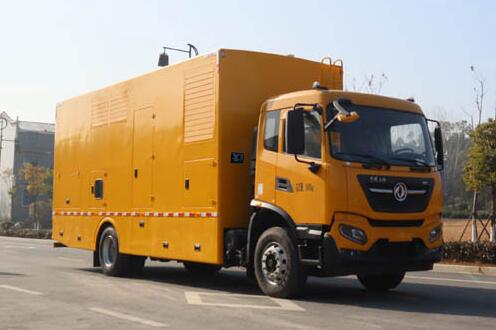 天錦500KW電源車(chē)